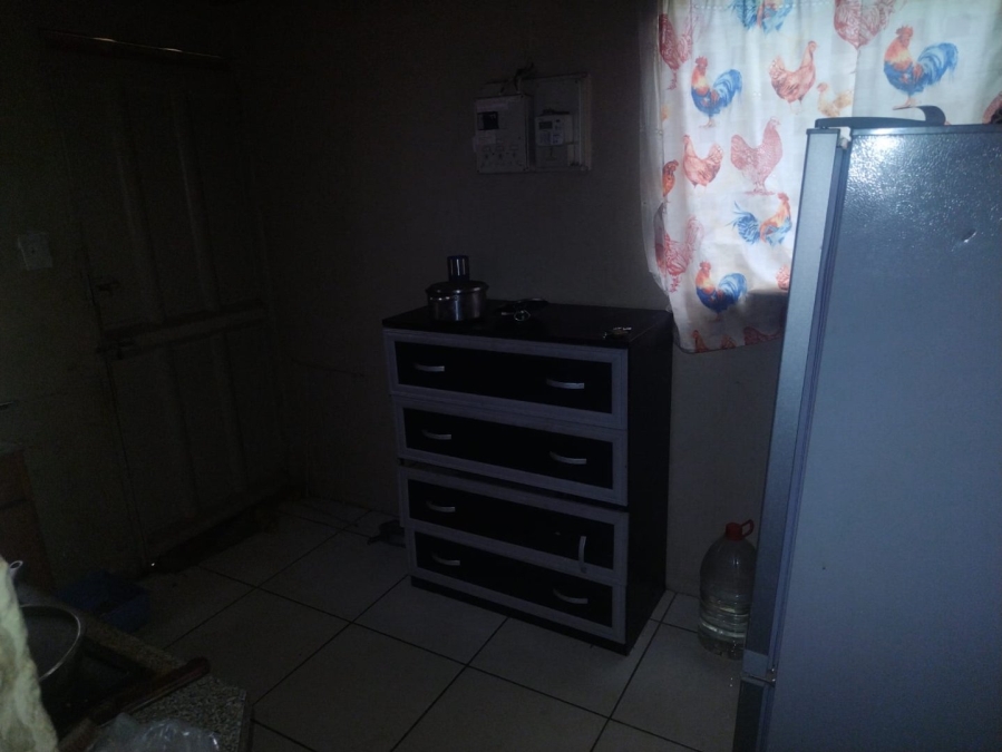1 Bedroom Property for Sale in Kagisanong Free State